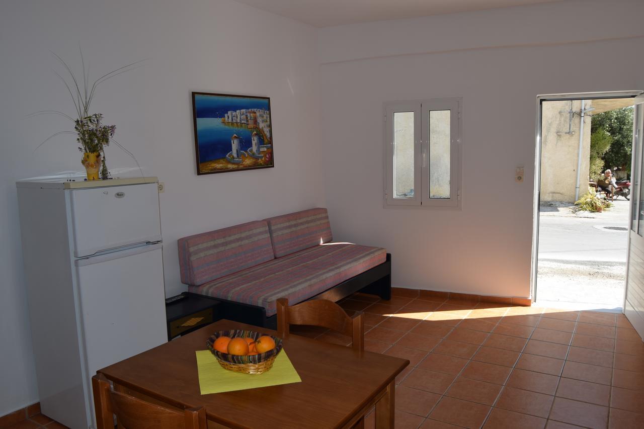 Stelios Rooms Kissamos Bagian luar foto